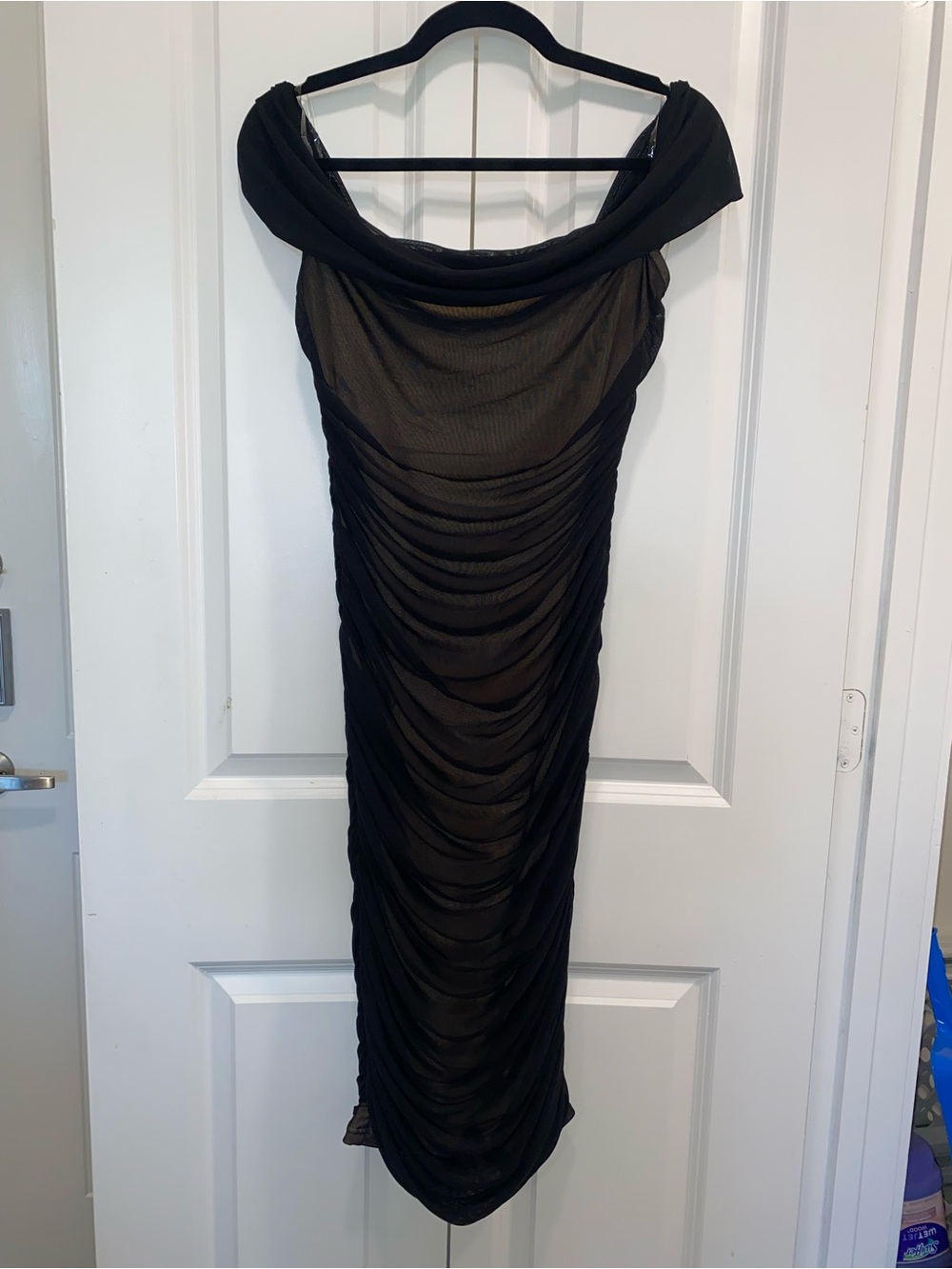 Fashion Nova Black Off-Shoulder Ruched Midi Dress